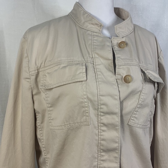 GAP Cropped Khaki Utility Jacket- EUC - Picture 6 of 12